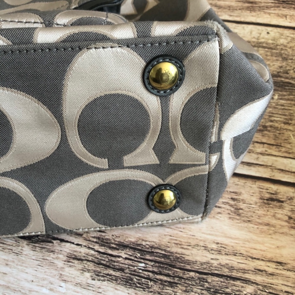 Authentic Coach shoulder bag - Picture 6 of 13